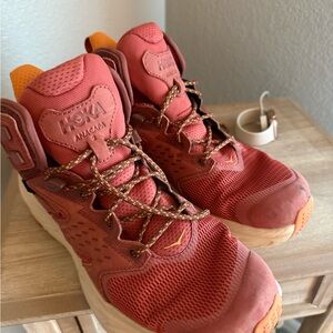 Hoka One One Anacapa Red Sneakers